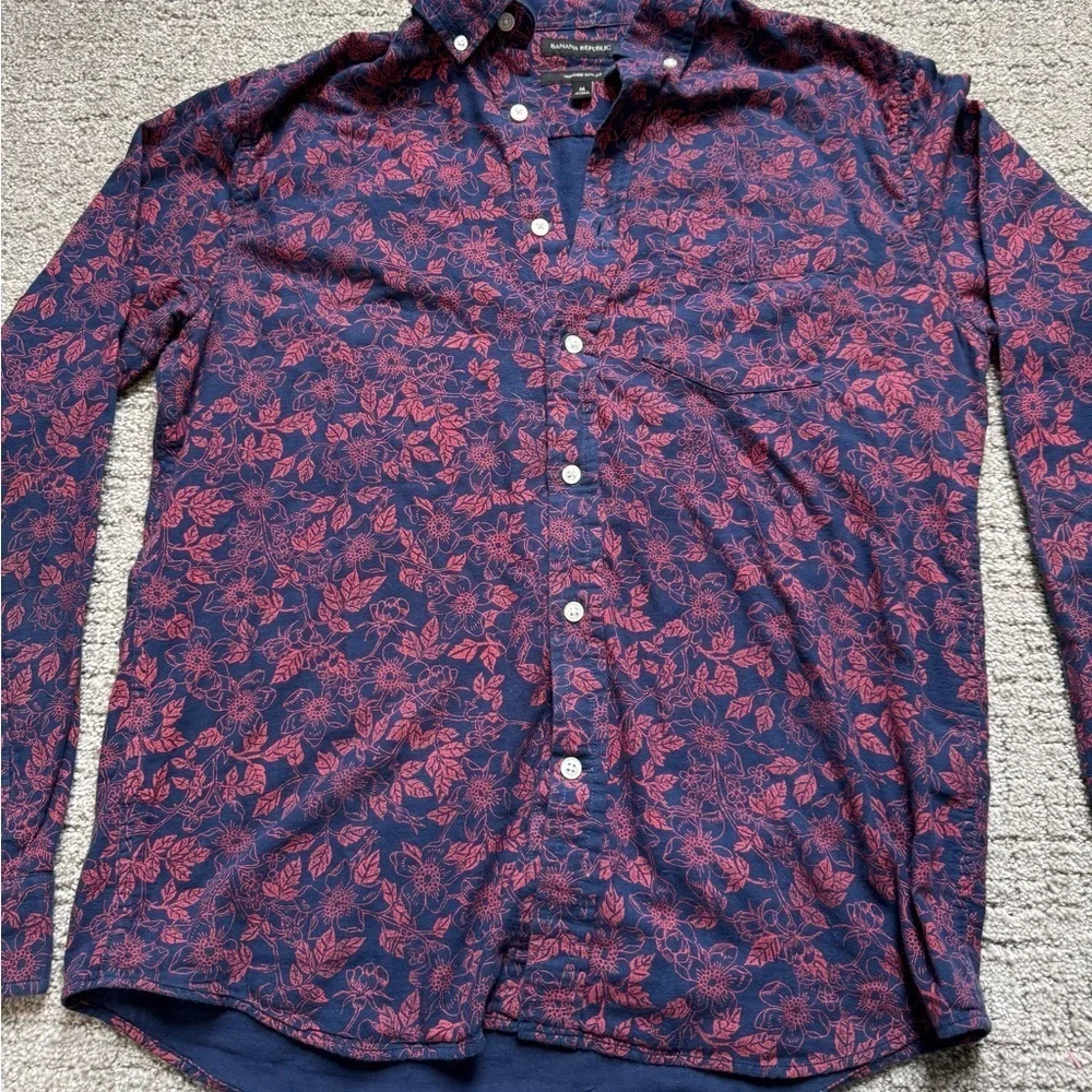 Banana Republic cool looking